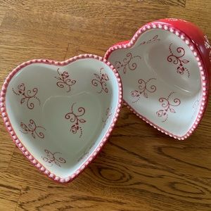 Temp-tations heart shaped ramekins